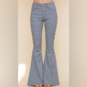 SAINTS & HEARTS WOMEN'S FLARED NAVY JEANS